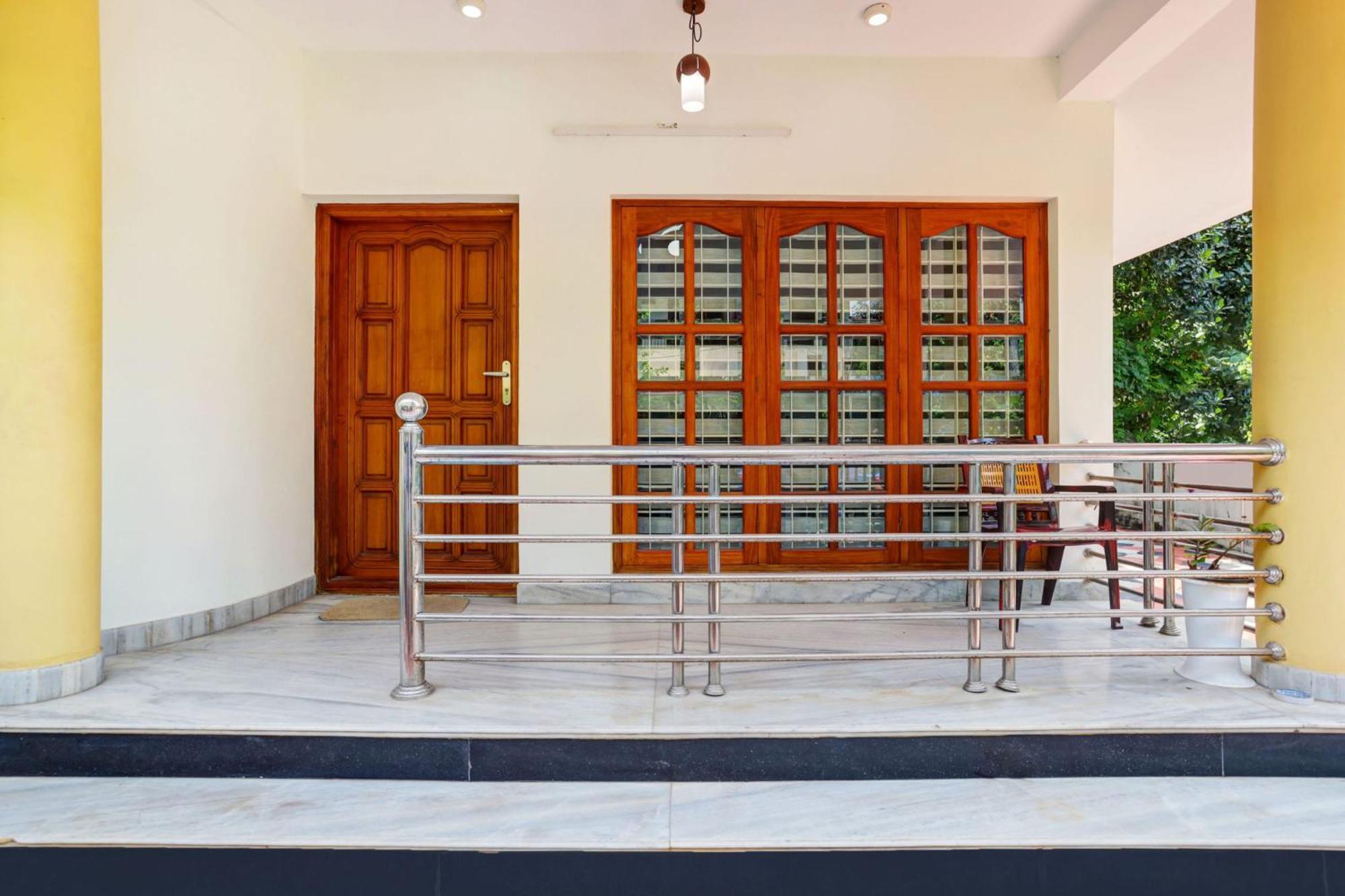 Super Hotel O Lm Residency Thiruvananthapuram Eksteriør bilde