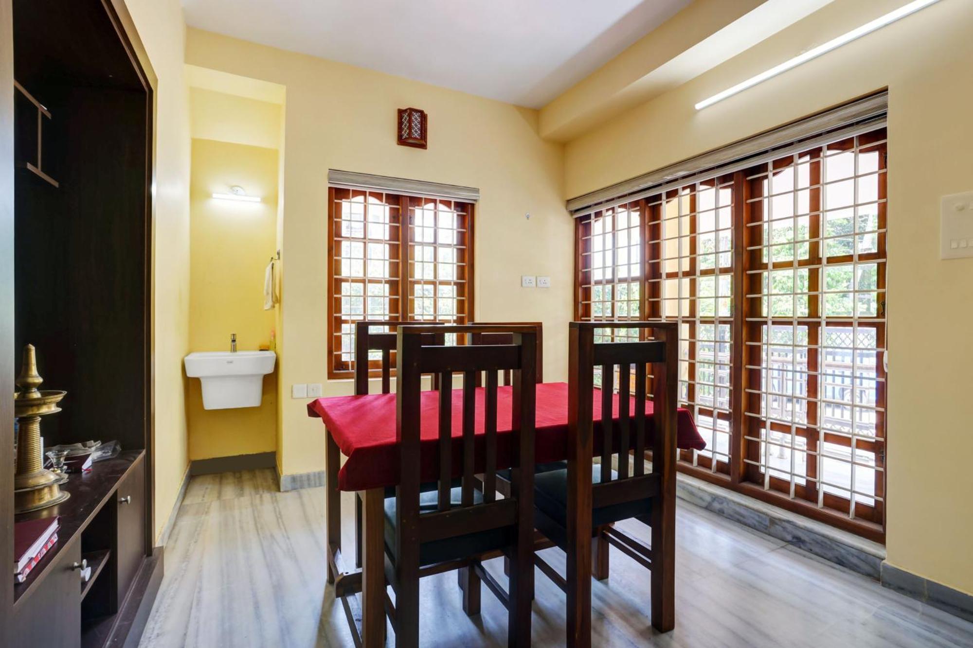 Super Hotel O Lm Residency Thiruvananthapuram Eksteriør bilde